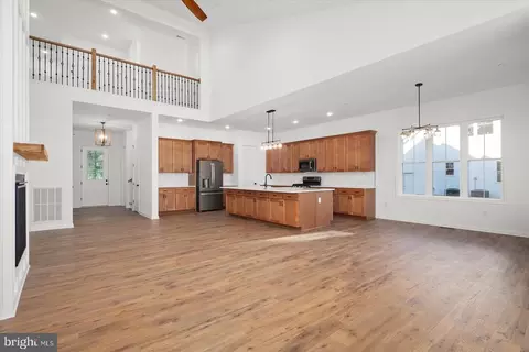 Entry Way - 73 King Richard Rd, Berlin, MD 21811 photo 5 of 21