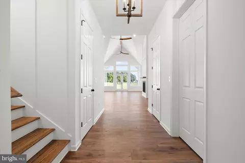 Entry Way - 73 King Richard Rd, Berlin, MD 21811 photo 3 of 21
