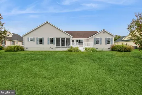 102 Davis Ct, Berlin, MD 21811 photo 5