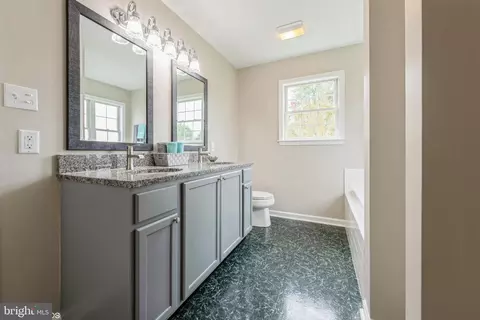 102 Davis Ct, Berlin, MD 21811 photo 46