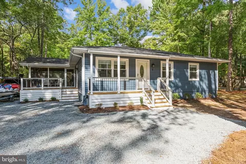 7 Marview Dr, Ocean Pines, MD 21811