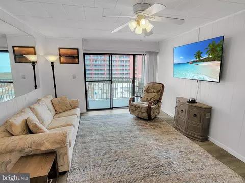 3 66th St #401, Ocean City, MD 21842