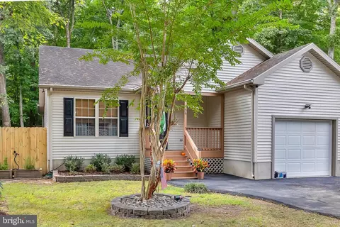 56 Robin Hood Trl, Ocean Pines, MD 21811