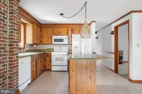 Kitchen - 9449 Carey Rd, Berlin, MD 21811 photo 2 of 3