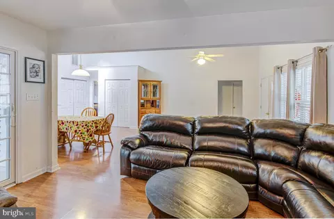 48 Robin Hood Trl, Ocean Pines, MD 21811 photo 9