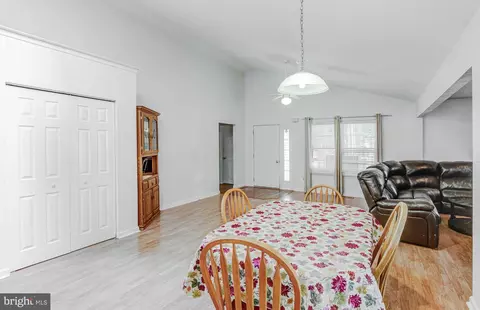 48 Robin Hood Trl, Ocean Pines, MD 21811 photo 13
