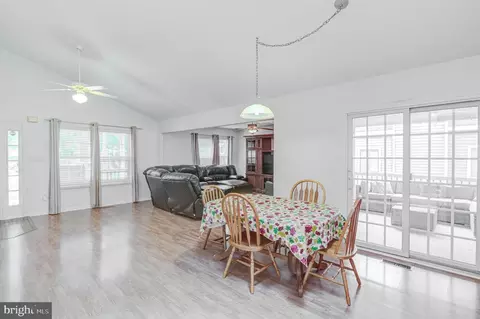 48 Robin Hood Trl, Ocean Pines, MD 21811 photo 12