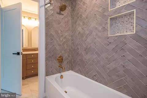 Bath - 116 Seafarer Ln, Ocean Pines, MD 21811 photo 10 of 16