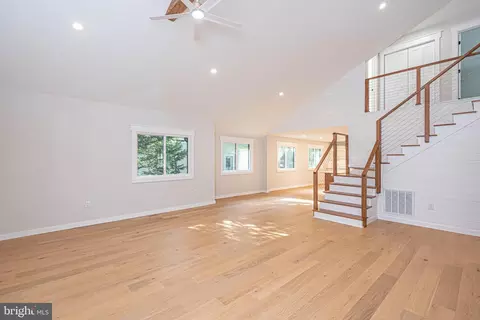 Living - 116 Seafarer Ln, Ocean Pines, MD 21811 photo 4 of 9