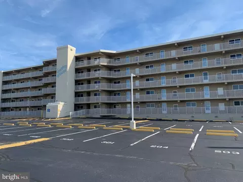 5201 Atlantic Ave #402, Ocean City, MD 21842