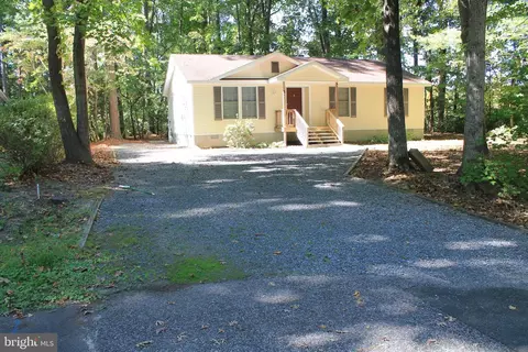 8 Belair Ct, Ocean Pines, MD 21811