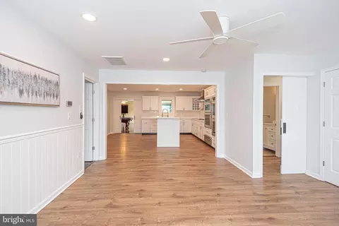Entry Way - 332 Williams St, Berlin, MD 21811 photo 1 of 8