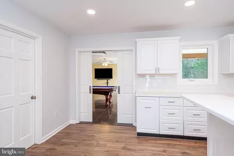 Entry Way - 332 Williams St, Berlin, MD 21811 photo 5 of 8