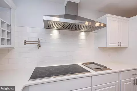 Kitchen - 332 Williams St, Berlin, MD 21811 photo 7 of 11