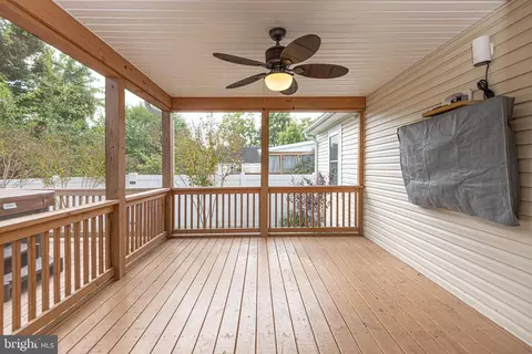 Exterior - 332 Williams St, Berlin, MD 21811 photo 12 of 14