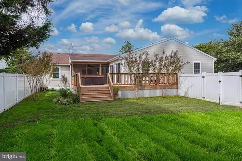 Exterior - 332 Williams St, Berlin, MD 21811 photo 8 of 14