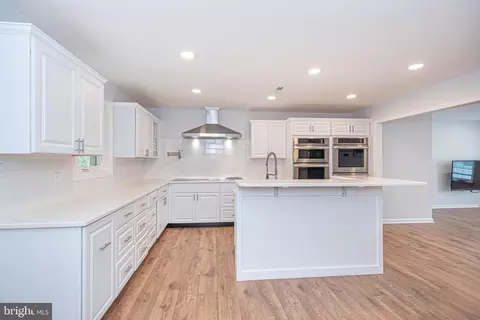 Kitchen - 332 Williams St, Berlin, MD 21811 photo 4 of 11
