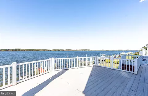 Exterior - 19 Harborview Dr, Ocean Pines, MD 21811 photo 6 of 12