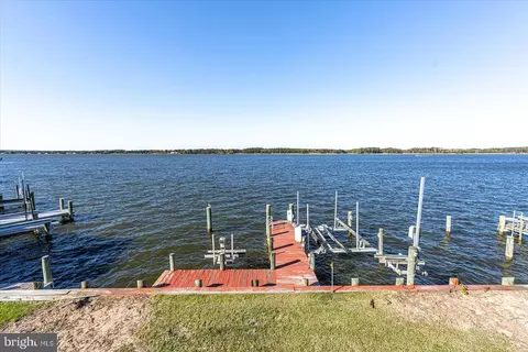 View/Area - 19 Harborview Dr, Ocean Pines, MD 21811 photo 1 of 17