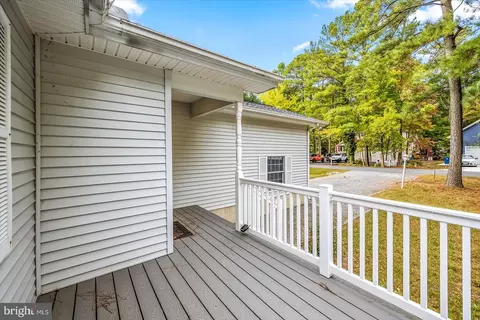 Exterior - 20 Concord Ln, Ocean Pines, MD 21811 photo 9 of 11