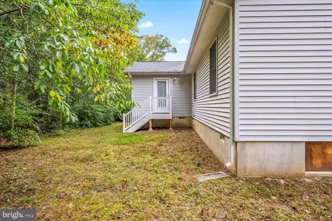 Exterior - 20 Concord Ln, Ocean Pines, MD 21811 photo 5 of 11