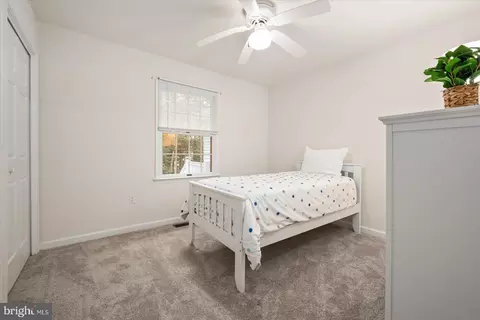 Bedroom - 20 Concord Ln, Ocean Pines, MD 21811 photo 4 of 9