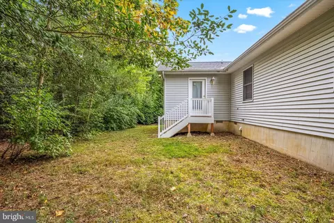 Exterior - 20 Concord Ln, Ocean Pines, MD 21811 photo 4 of 11