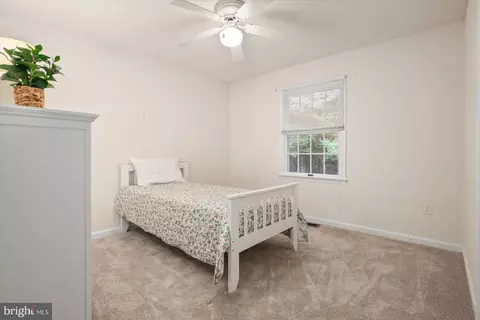 Bedroom - 20 Concord Ln, Ocean Pines, MD 21811 photo 7 of 9
