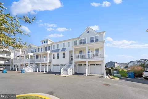 13008 Bowline Ln #5, Ocean City, MD 21842