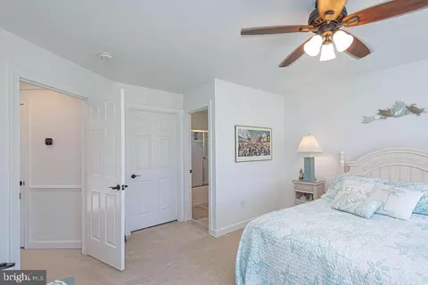 Bedroom - 11727 Winding Creek Dr, Berlin, MD 21811 photo 3 of 6