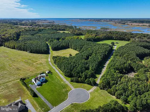 View/Area - 11727 Winding Creek Dr, Berlin, MD 21811 photo 8 of 16