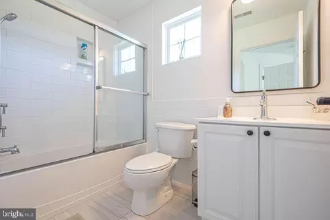 Bath - 11727 Winding Creek Dr, Berlin, MD 21811 photo 10 of 14