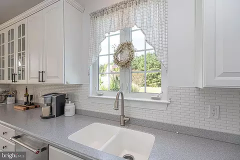 Kitchen - 11727 Winding Creek Dr, Berlin, MD 21811 photo 4 of 8