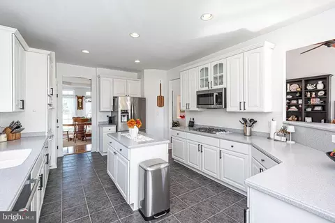 Kitchen - 11727 Winding Creek Dr, Berlin, MD 21811 photo 3 of 8