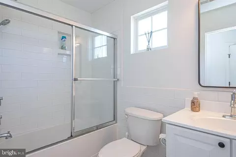Bath - 11727 Winding Creek Dr, Berlin, MD 21811 photo 9 of 14