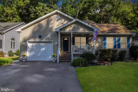 207 Windjammer Rd, Berlin, MD 21811