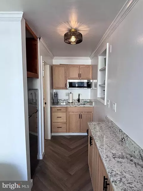 7 45th St #104, Ocean City, MD 21842