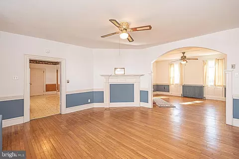 Living - 217 N Main St, Berlin, MD 21811 photo 5 of 7