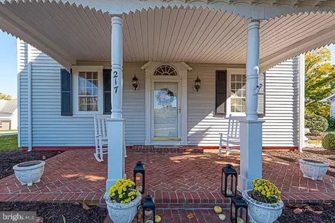 Exterior - 217 N Main St, Berlin, MD 21811 photo 14 of 15