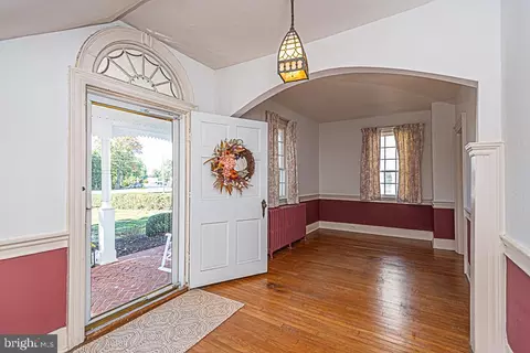 Entry Way - 217 N Main St, Berlin, MD 21811 photo 1 of 11