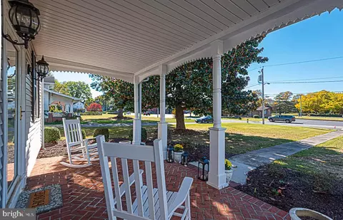 Exterior - 217 N Main St, Berlin, MD 21811 photo 13 of 15