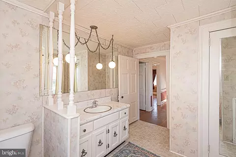 Bath - 217 N Main St, Berlin, MD 21811 photo 7 of 7