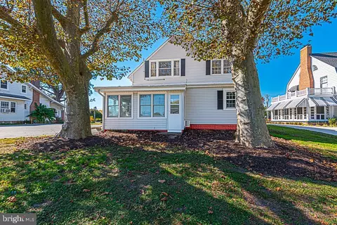 Exterior - 217 N Main St, Berlin, MD 21811 photo 10 of 15