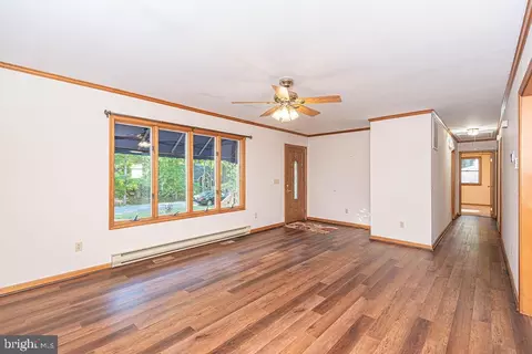 Living - 4 Brookton Ln, Ocean Pines, MD 21811 photo 3 of 6