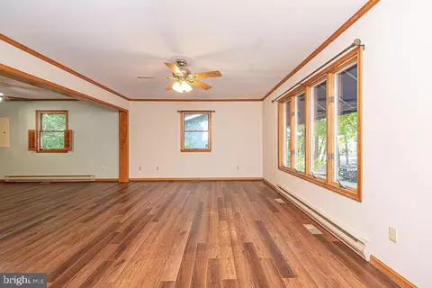 Living - 4 Brookton Ln, Ocean Pines, MD 21811 photo 2 of 6