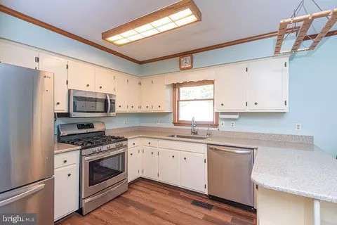 Kitchen - 4 Brookton Ln, Ocean Pines, MD 21811 photo 3 of 4