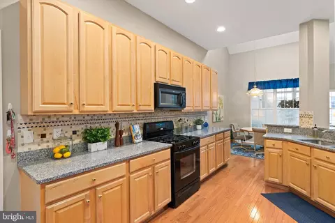 Kitchen - 27 Chatham Ct, Berlin, MD 21811 photo 1 of 5