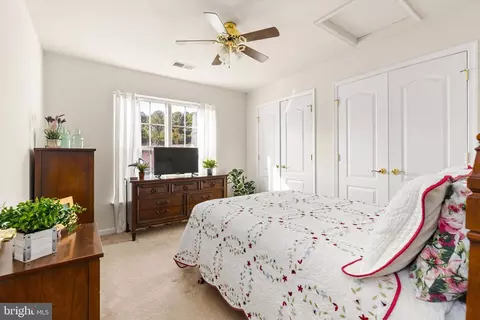 Bedroom - 27 Chatham Ct, Berlin, MD 21811 photo 2 of 11