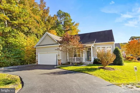 Exterior - 27 Chatham Ct, Berlin, MD 21811 photo 7 of 7