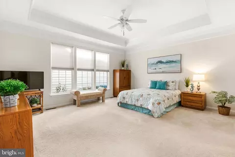 Bedroom - 27 Chatham Ct, Berlin, MD 21811 photo 1 of 11